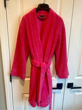 Charter Club Women’s Pink Robe Size Medium Tie Pockets Pink Plush